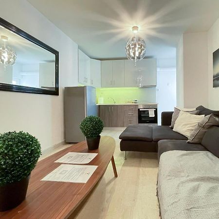 Key Biscayne Charming 50Sqm Apt In Paleo Faliro Apartment Athena Bagian luar foto